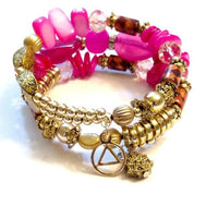 Gold Tone Hot Pink Agate Wire Wrap AA Bracelet